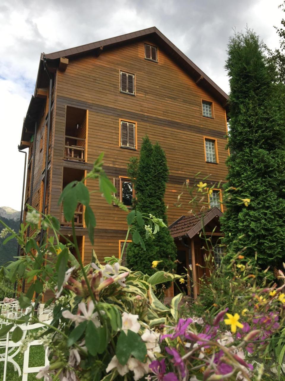 Hostel Rilindja Valbona Exteriör bild