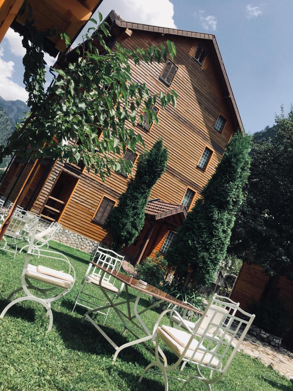 Hostel Rilindja Valbona Exteriör bild